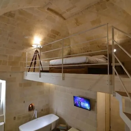 Comera 4* Matera